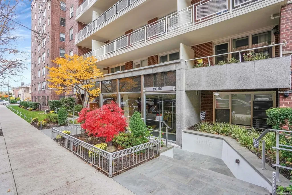 110-50 71st Road Forest Hills NY 11375