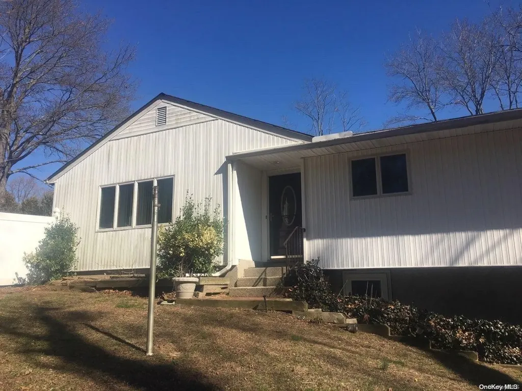 125 Route 25a Smithtown NY 11787