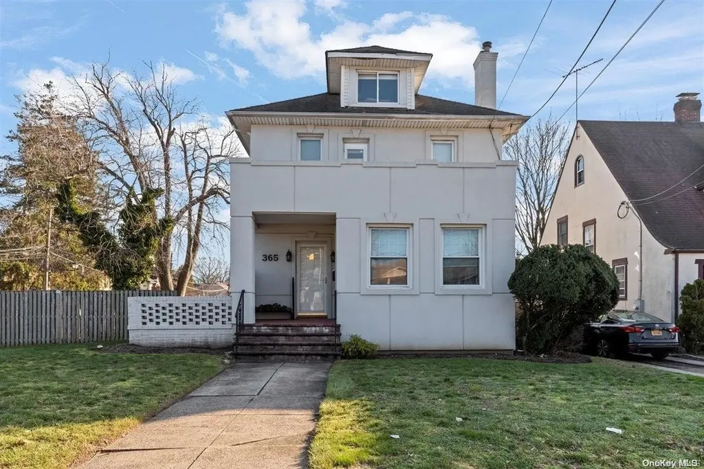 365 West Broadway Cedarhurst NY 11516
