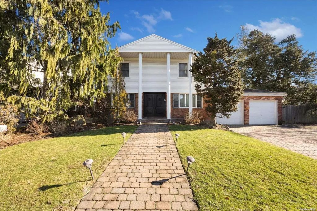 1 Hunt Drive Hewlett NY 11557
