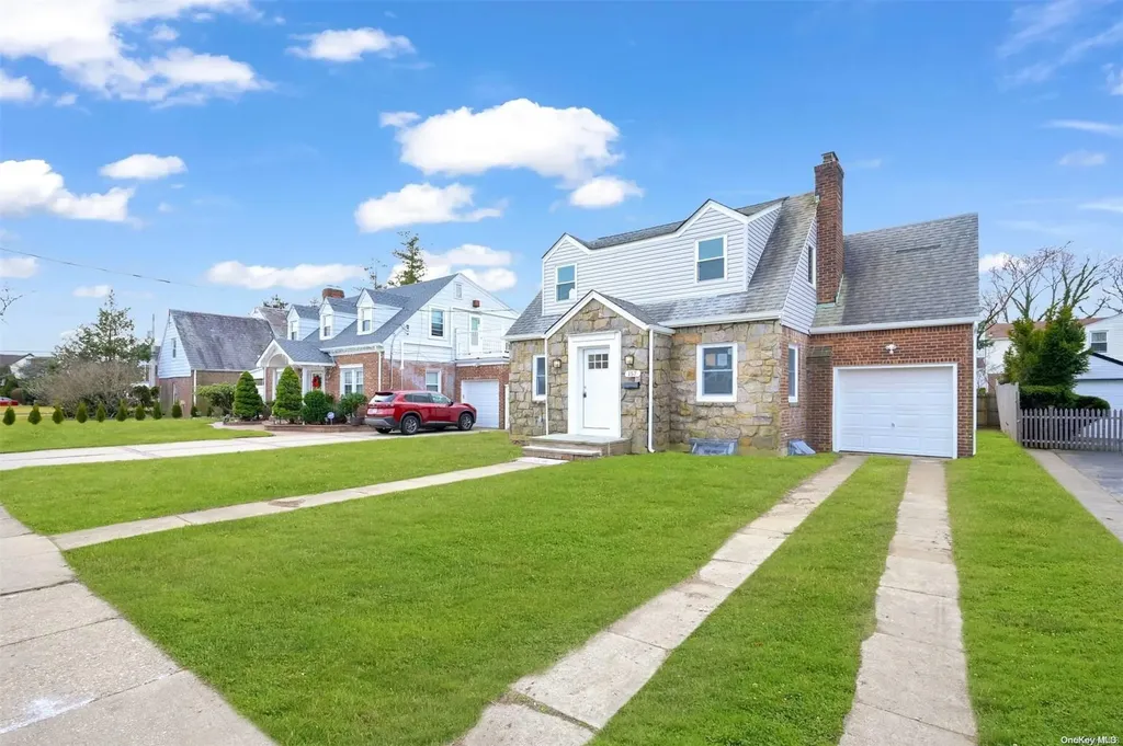 157 N Ocean Avenue Freeport NY 11520
