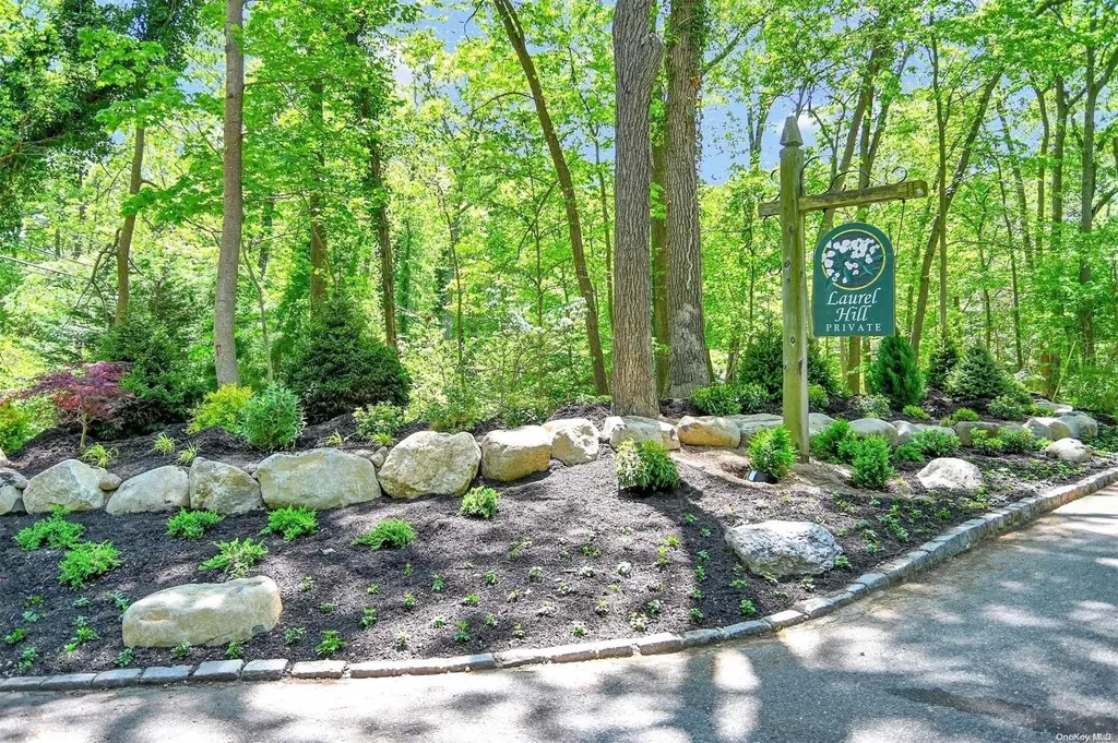 Laurel Hill Path Nissequogue NY 11780