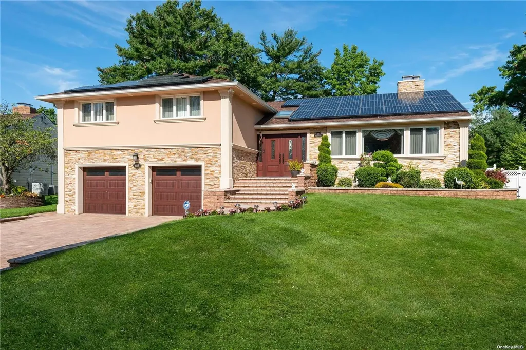 69 Hamilton Drive Roslyn NY 11576