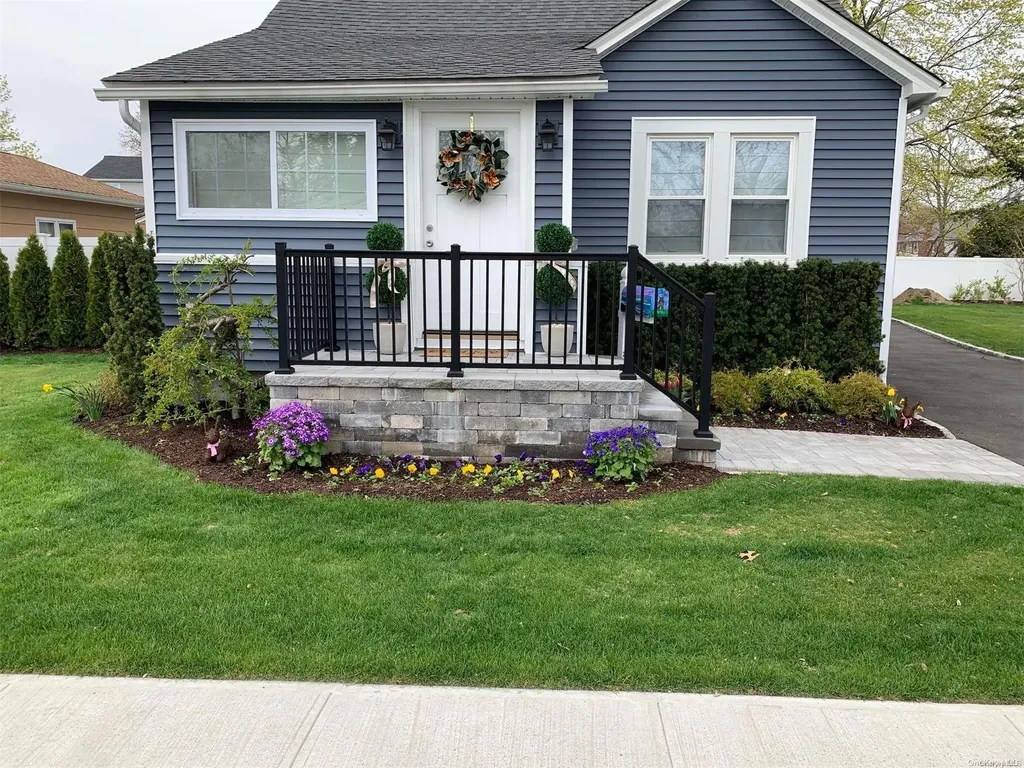 22 N Prospect Avenue Patchogue NY 11772