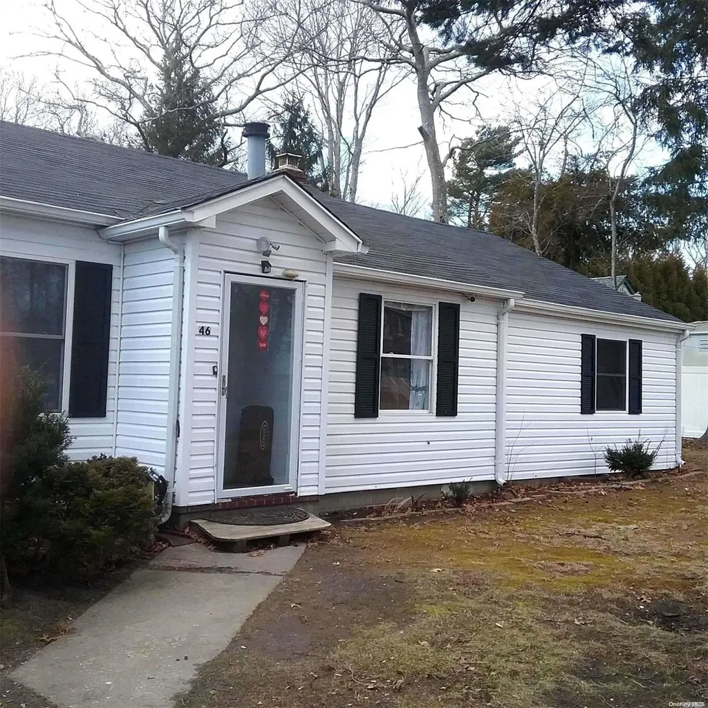 46 Babylon Street Mastic NY 11950