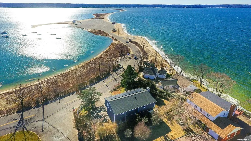 3 Birmingham Drive Northport NY 11768