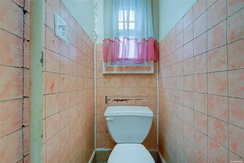 241-34 87th Avenue Bellerose NY 11426