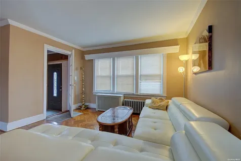 241-34 87th Avenue Bellerose NY 11426