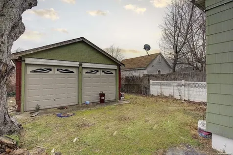 241-34 87th Avenue Bellerose NY 11426