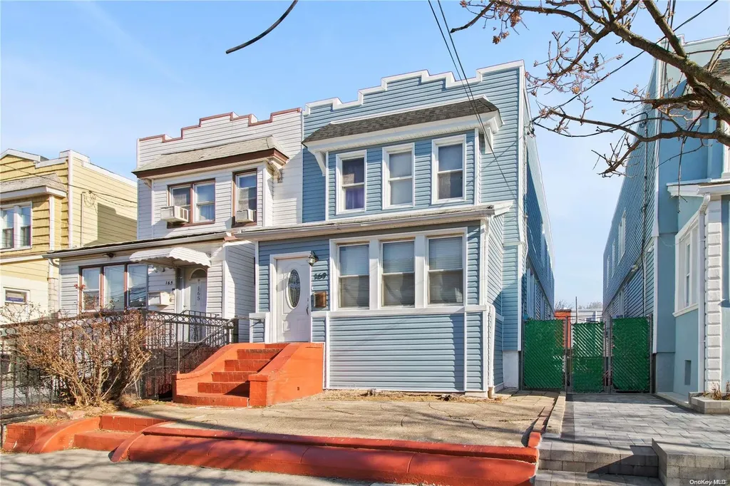 169 Pine Street Brooklyn NY 11208
