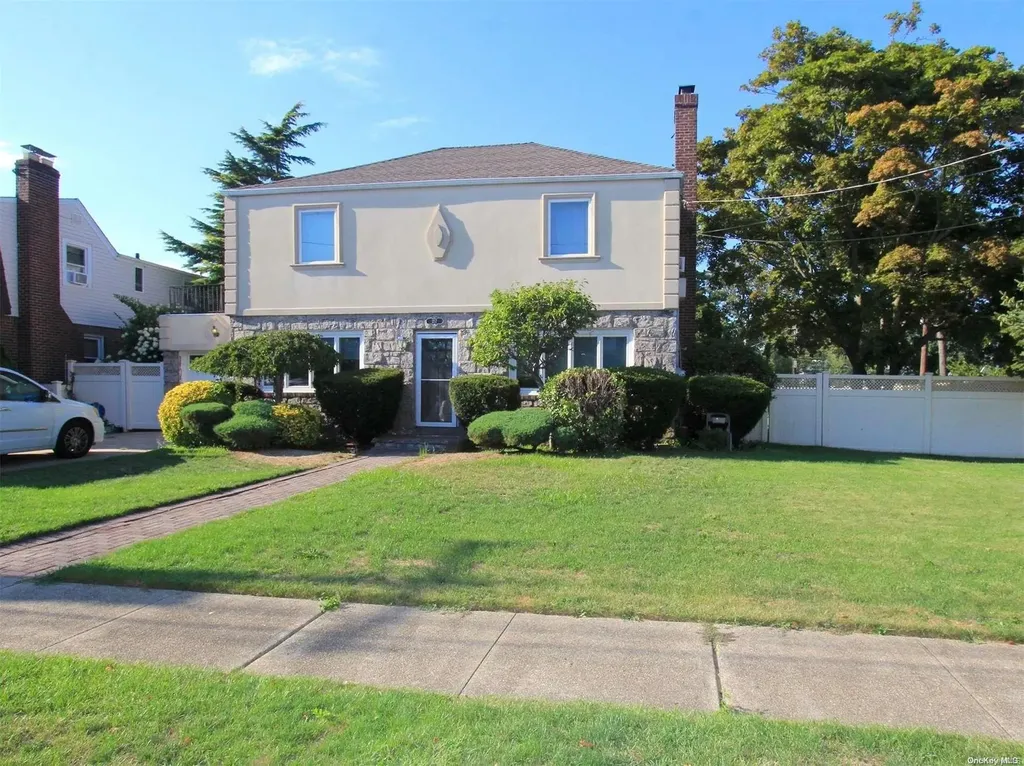 217 Amos Avenue Oceanside NY 11572