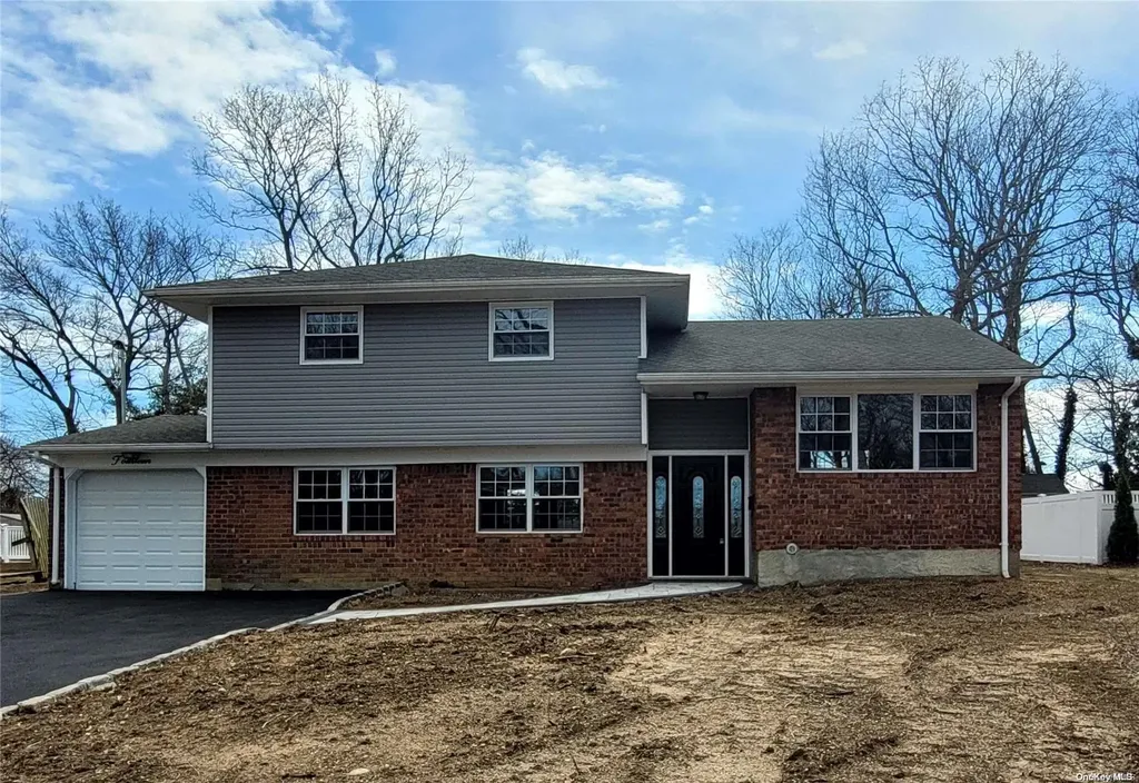 14 Radcliffe Road Commack NY 11725
