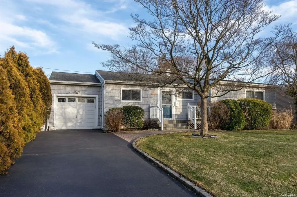 34 Gerhard Road Plainview NY 11803