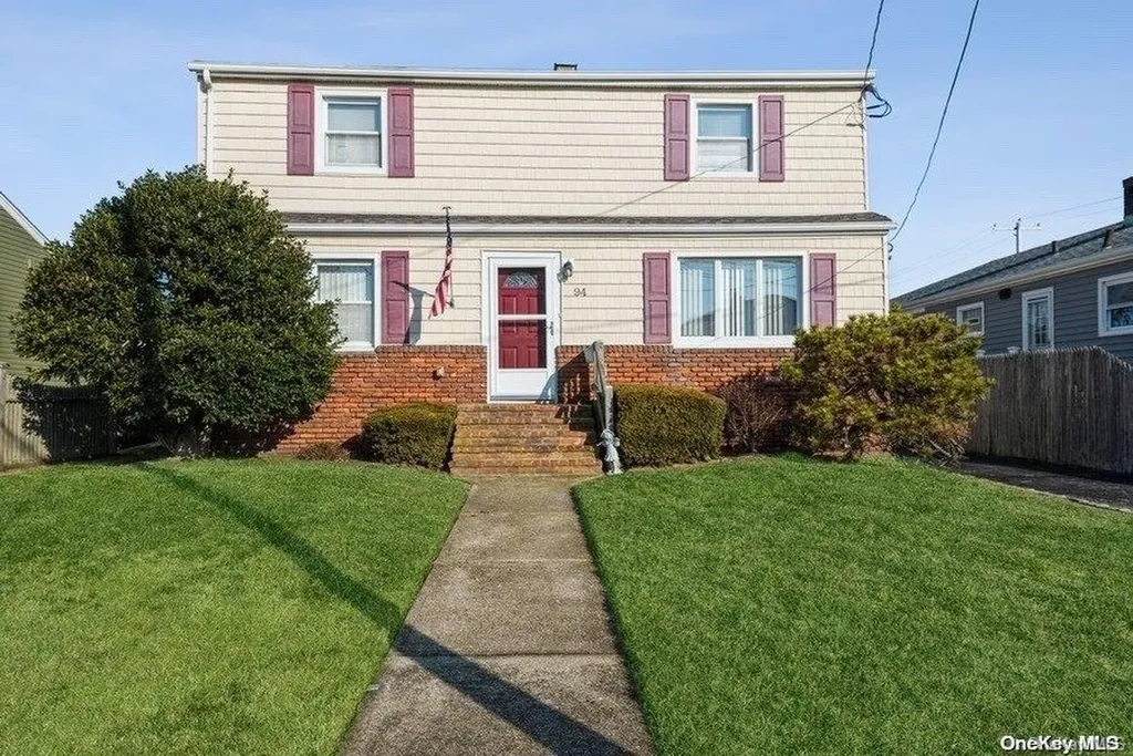 94 Overton Street Freeport NY 11520
