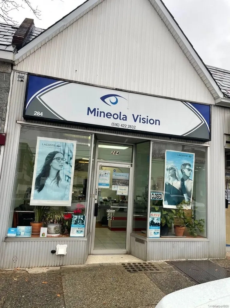 284 Jericho Turnpike Mineola NY 11501