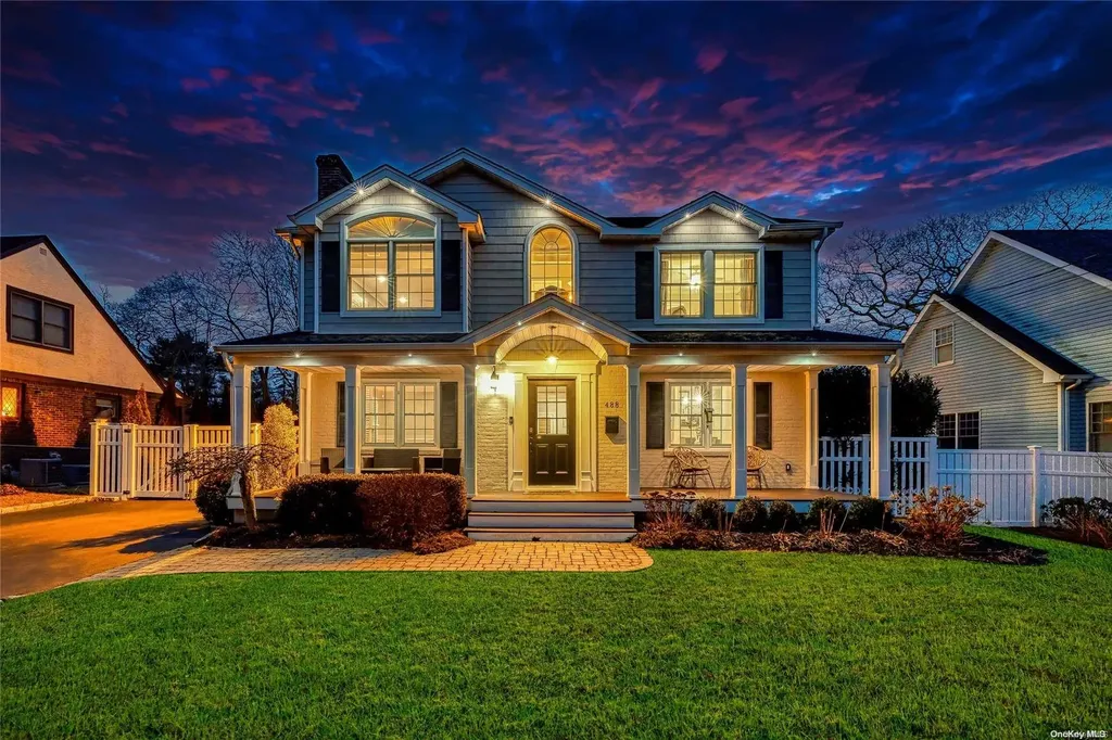 488 Lombardy Boulevard Brightwaters NY 11718