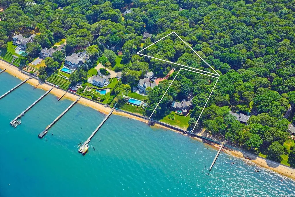 56 Forest Road Sag Harbor NY 11963