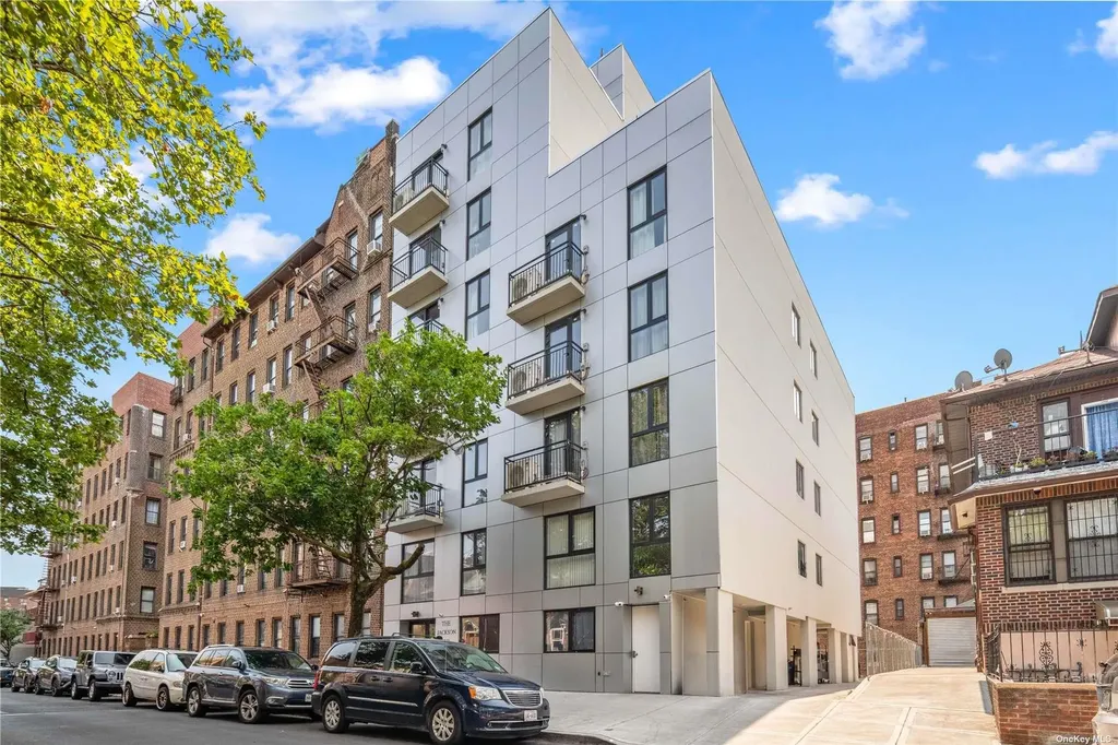 37-32 89th Street Jackson Heights NY 11372