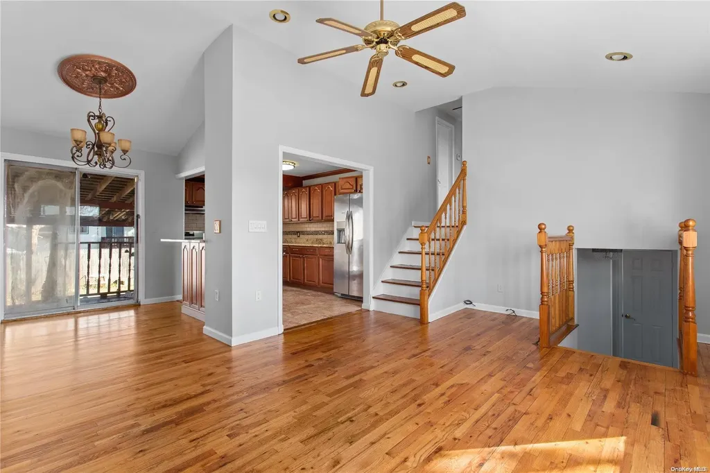87 Hilltop Drive Brentwood NY 11717
