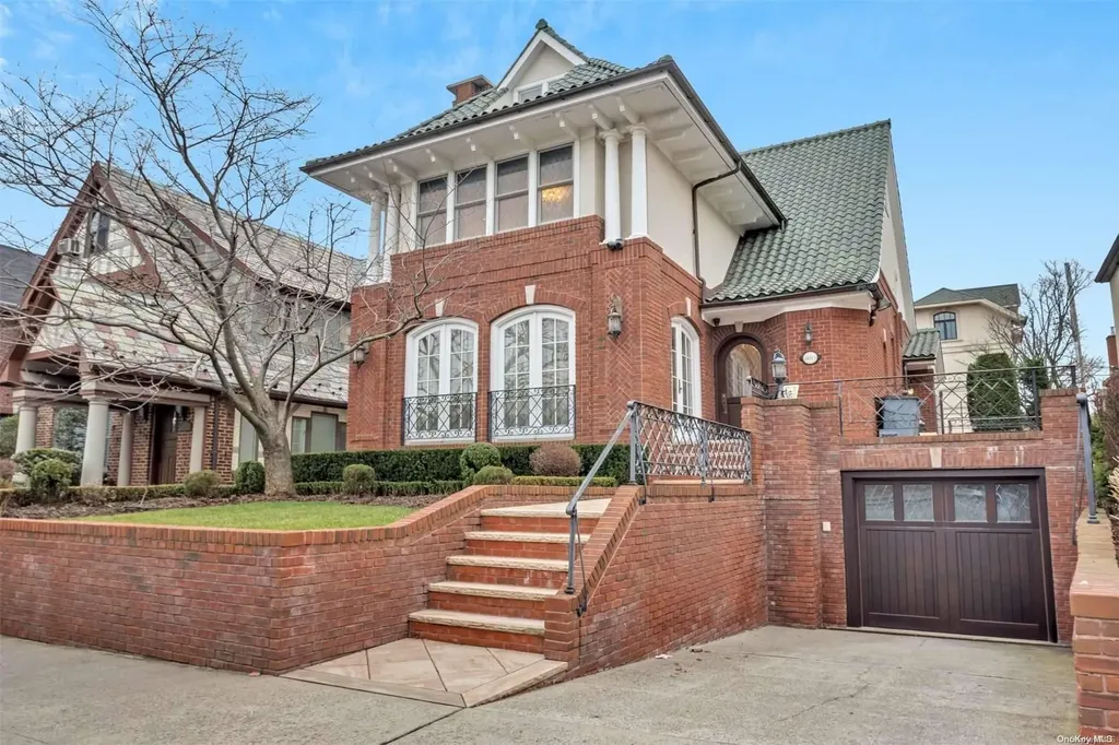 8015 Harbor View Terrace Brooklyn NY 11209