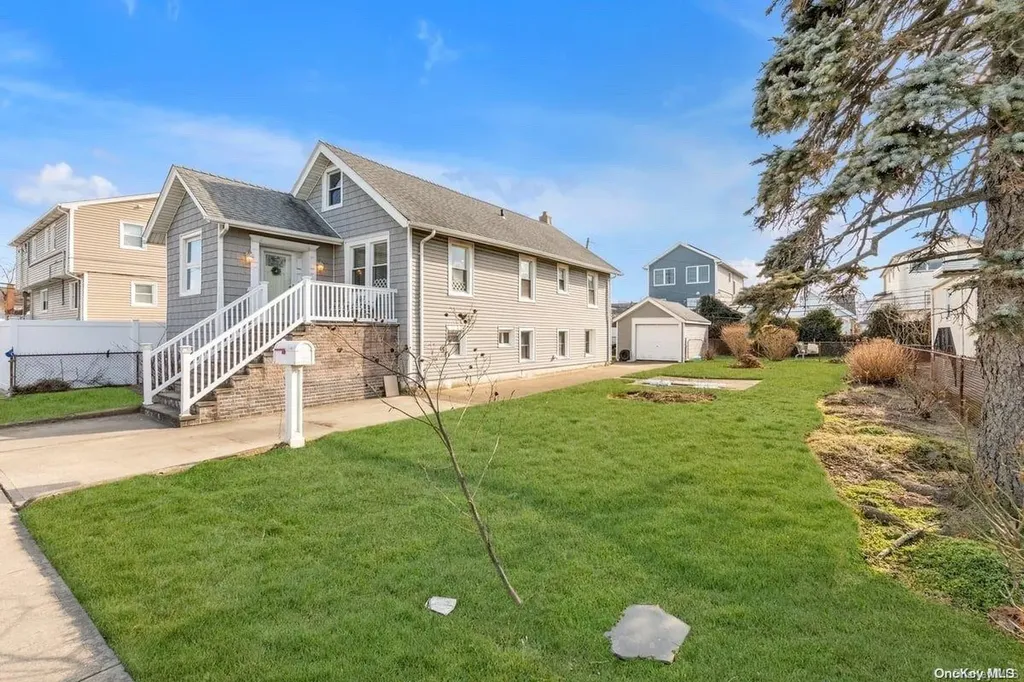 226 E Pine Street Long Beach NY 11561