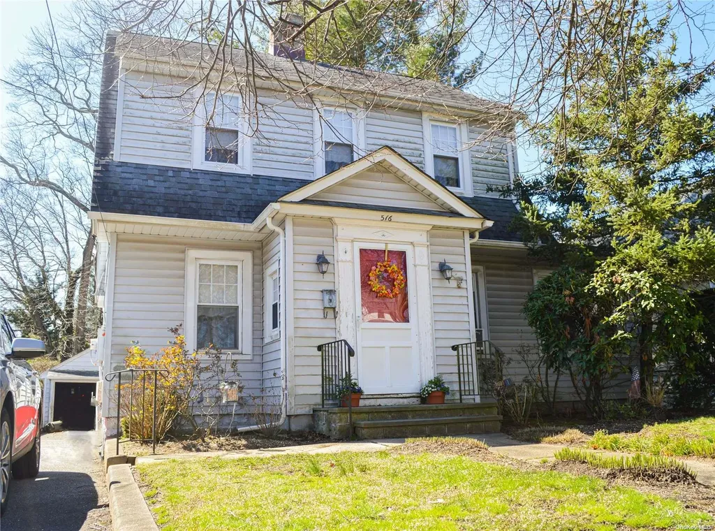 516 Baldwin Avenue North Baldwin NY 11510