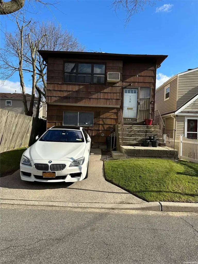 158 Hendrickson Avenue Elmont NY 11003