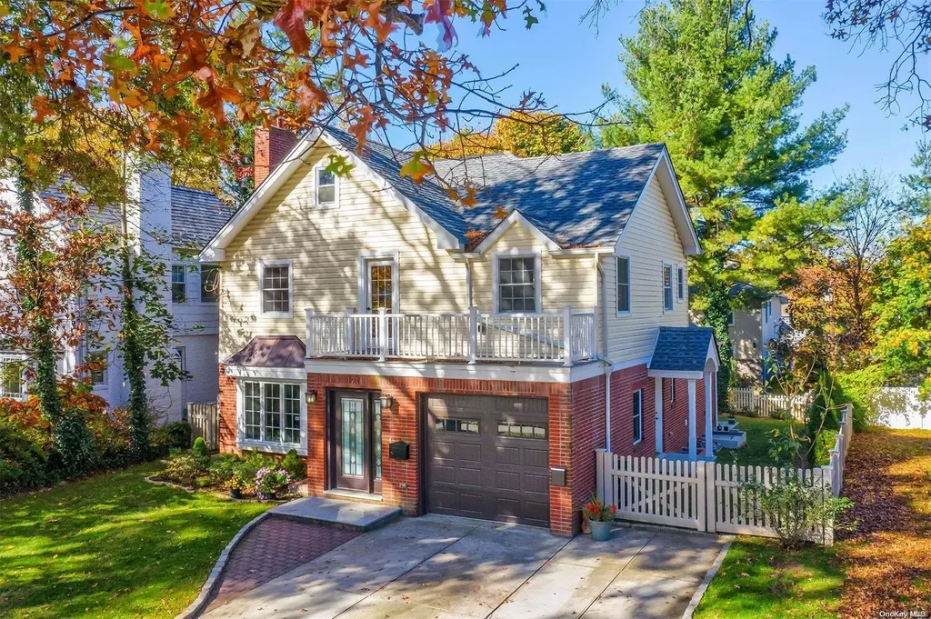 121 Park Avenue Manhasset NY 11030