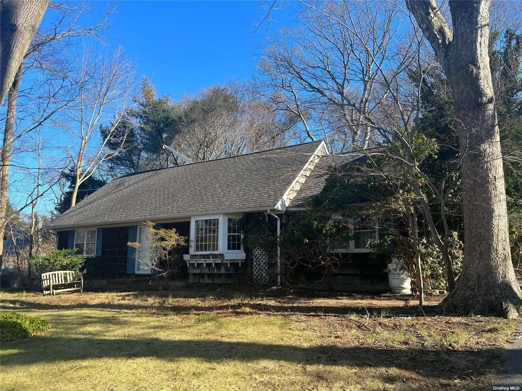 45 Highland Down Shoreham NY 11786