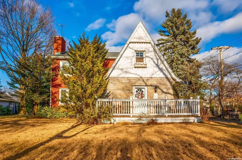 1012 Stewart Avenue Bethpage NY 11714