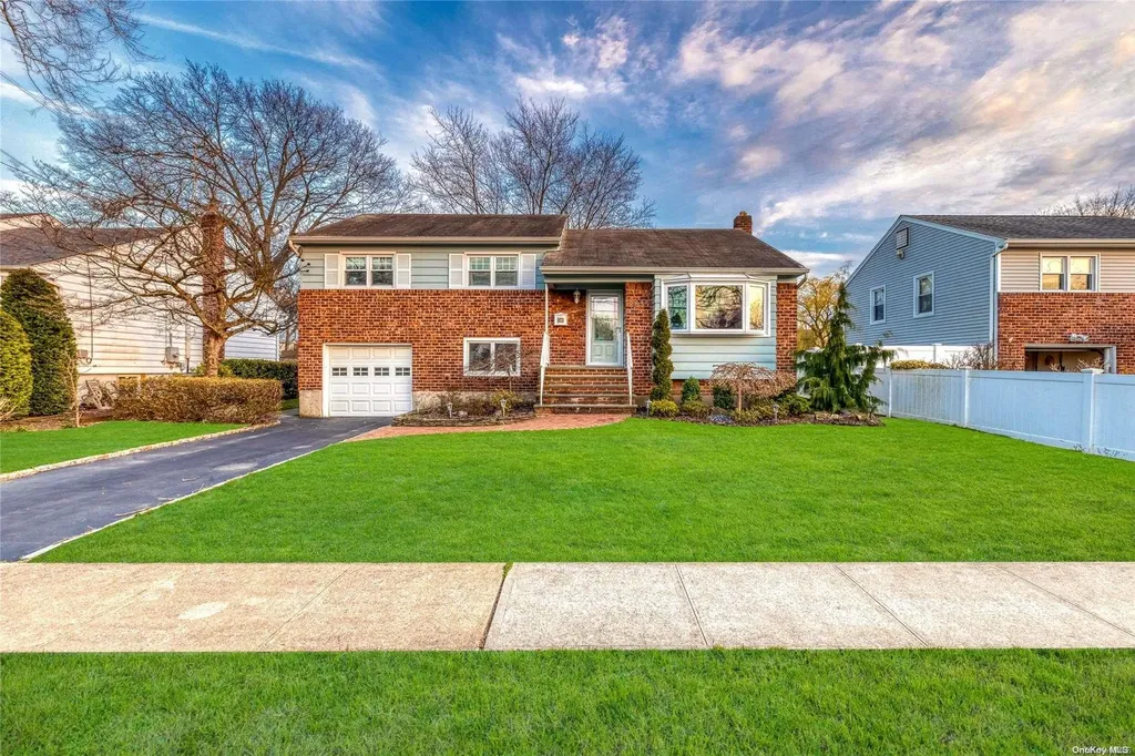 2835 Willard Avenue Oceanside NY 11572