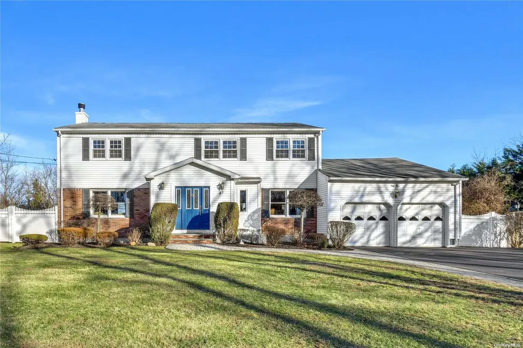 59 Townsend Drive Syosset NY 11791