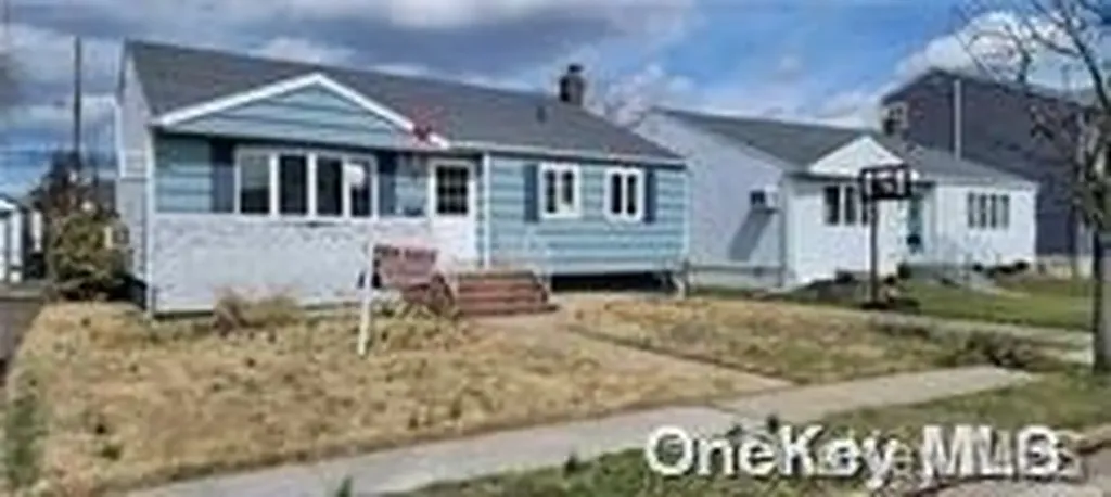 34 Howard Avenue Freeport NY 11520