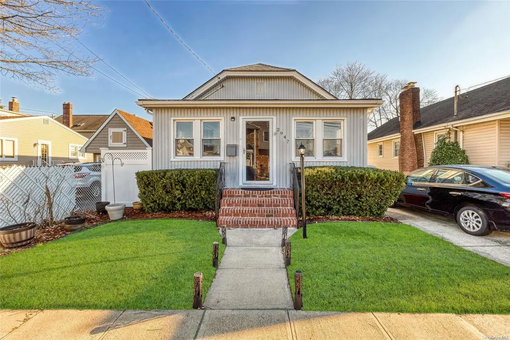 2947 Deen Street Oceanside NY 11572