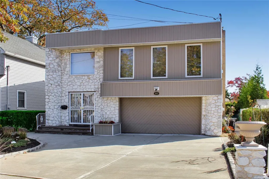 1660 Birch Drive Merrick NY 11566