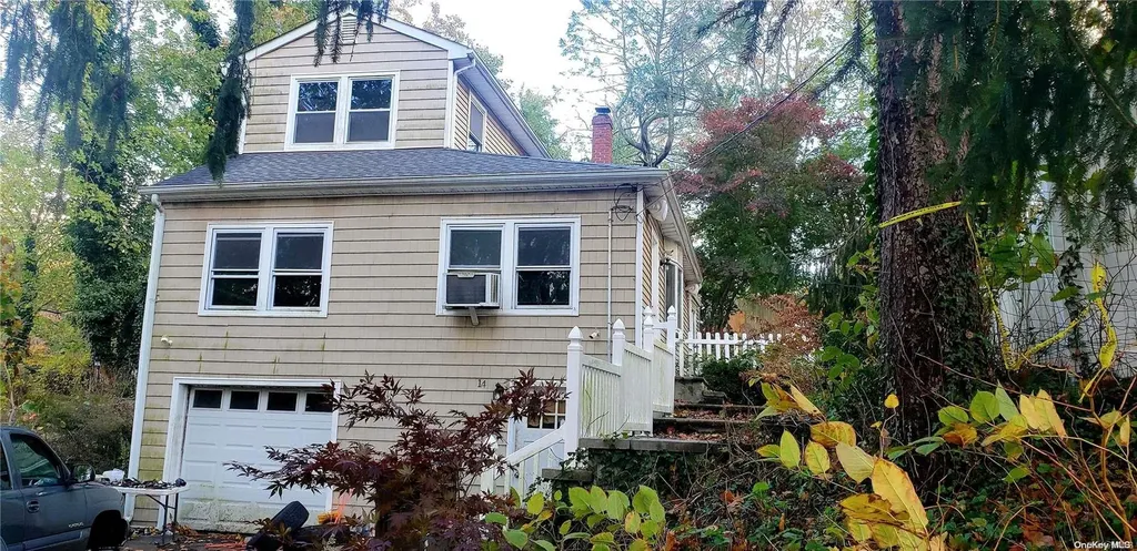 14 Valhal Road Rocky Point NY 11778