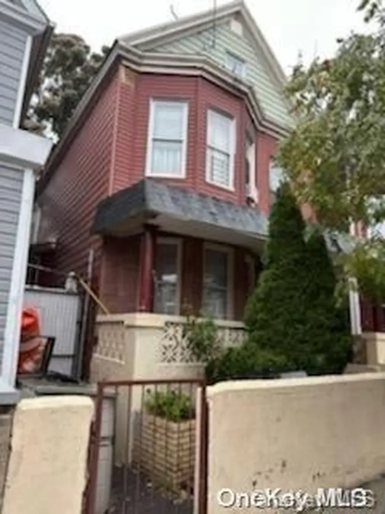 2655 Bainbridge Avenue Bronx NY 10458