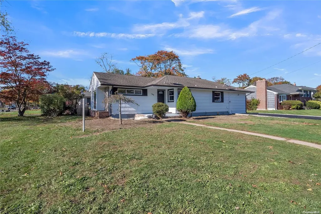 196 Jayne Avenue Patchogue NY 11772