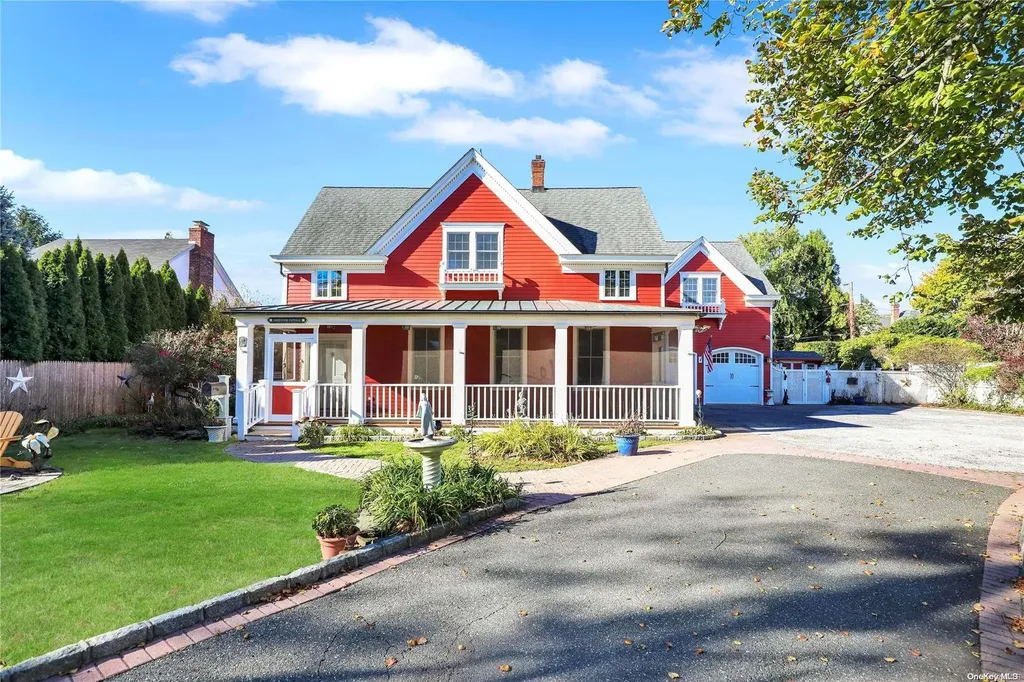 250 Fire Island Avenue Babylon NY 11702