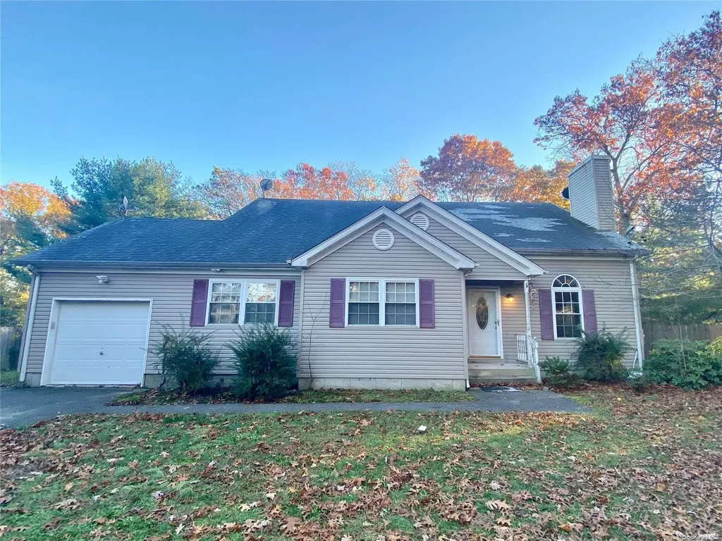 143 Clinton Avenue Mastic NY 11950