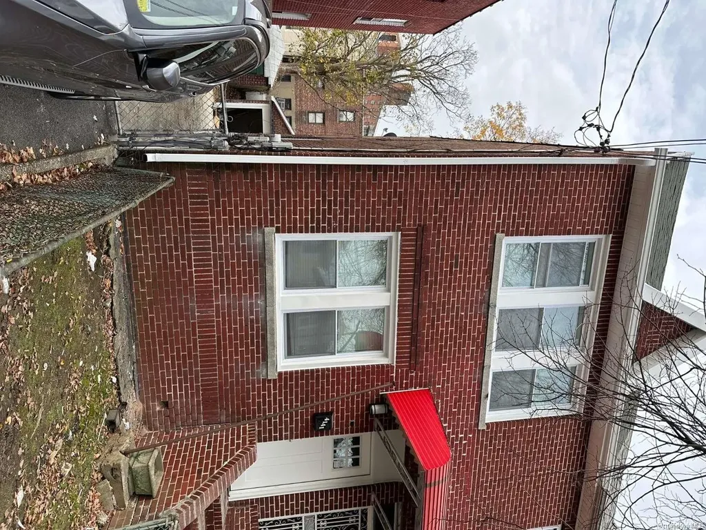 4141 Boyd Avenue Bronx NY 10466