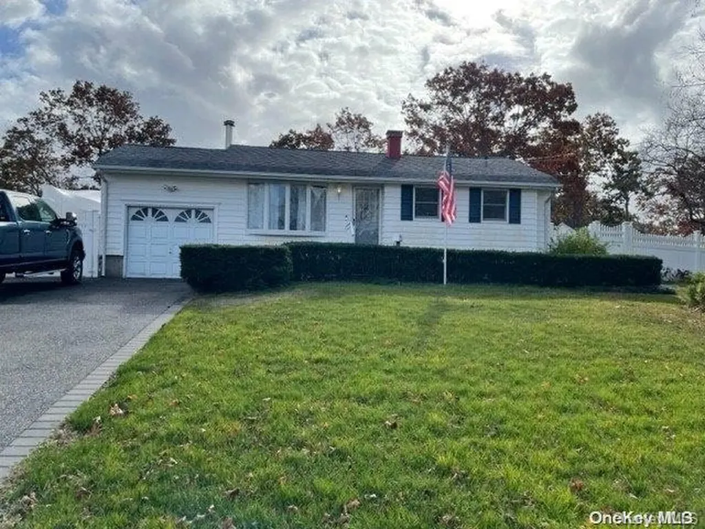 8 Hart Lane South Setauket NY 11720