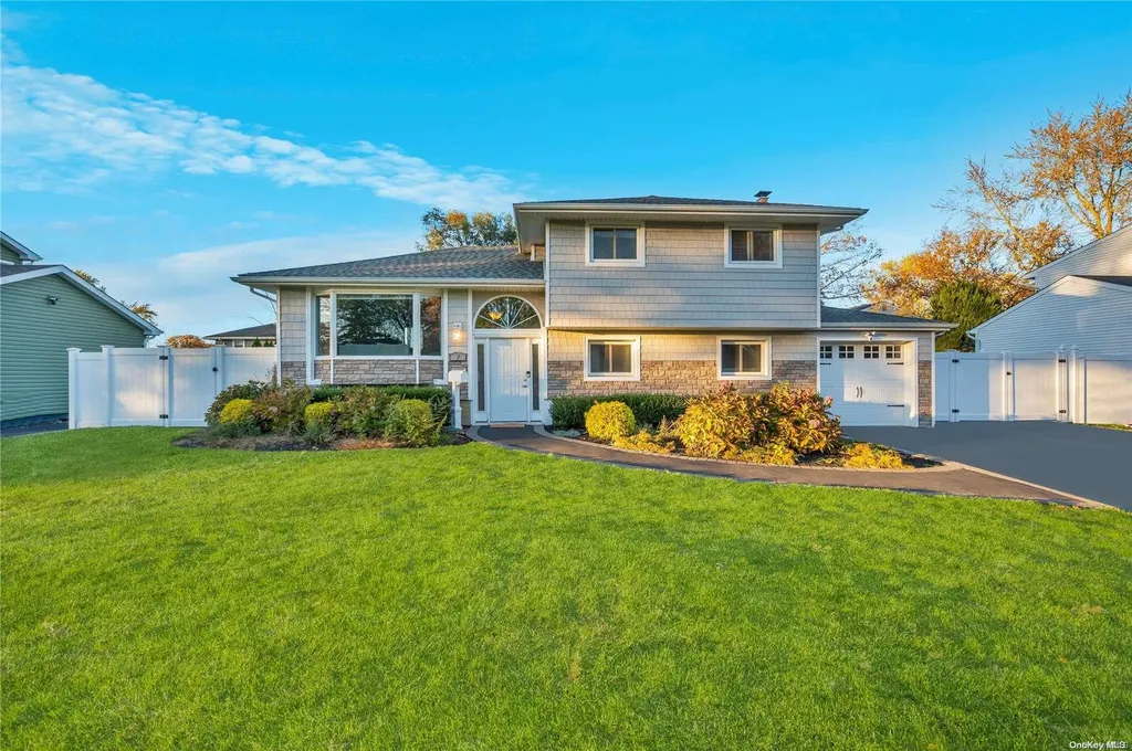 7 Salem Road Centereach NY 11720