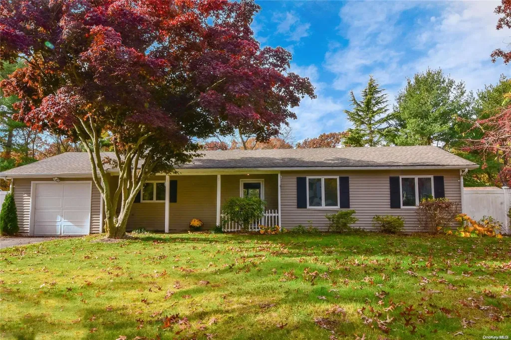 38 Brookhaven Drive Rocky Point NY 11778