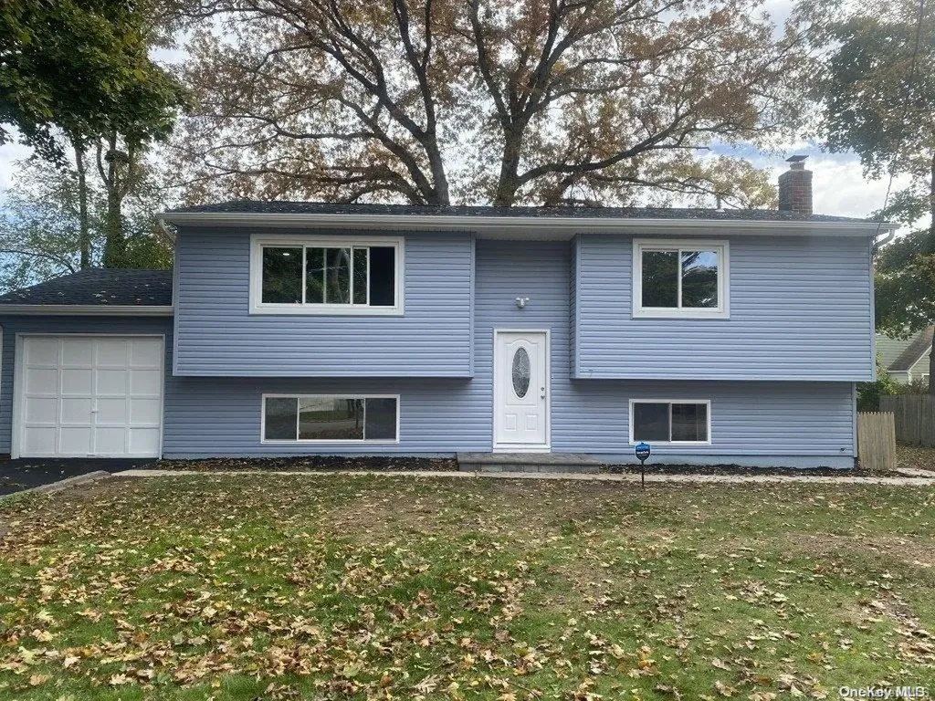 7 Rose Place West Babylon NY 11704