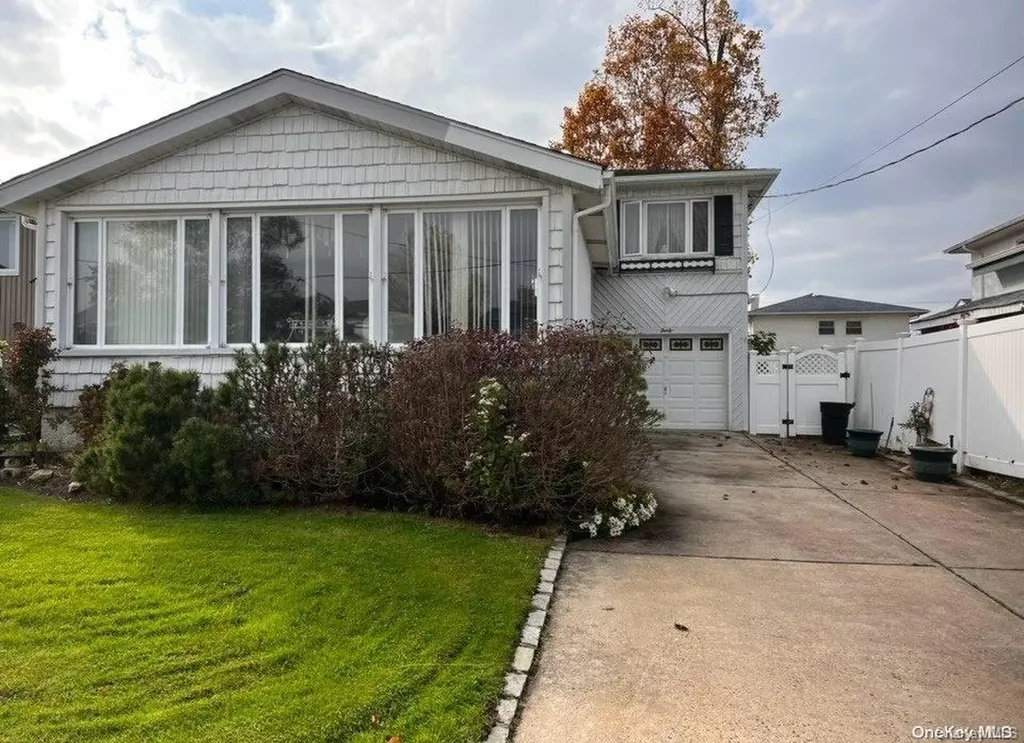30 Prospect Street Freeport NY 11520