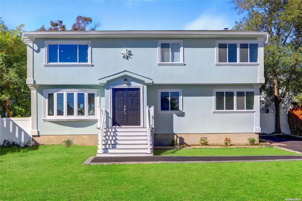 5 E Lincoln Avenue Massapequa NY 11758
