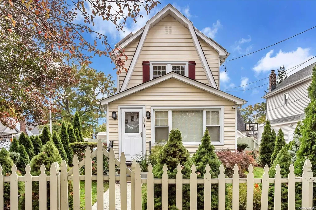 948 Kings Parkway North Baldwin NY 11510