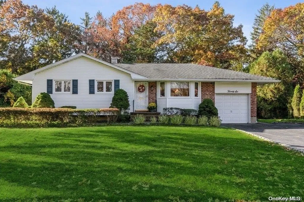 26 Gannet Drive Commack NY 11725
