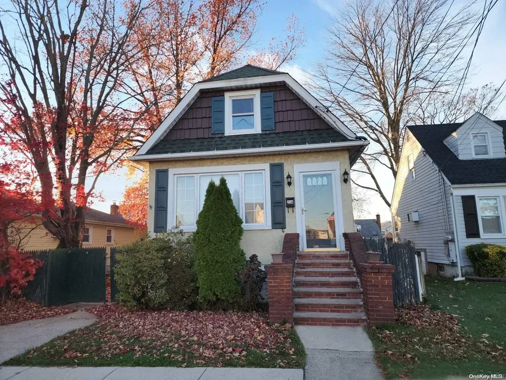 216 Clement Avenue Elmont NY 11003